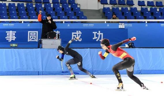 2025-2026赛季全国速滑青年锦标赛开赛 2025-2026赛季全国速滑青年锦标赛开赛