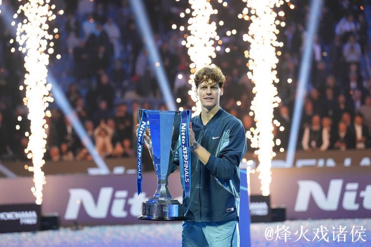 ATP总决赛辛纳创多纪录夺冠 德国组合演黑八奇迹 ATP总决赛辛纳创多纪录夺冠 德国组合演黑八奇迹