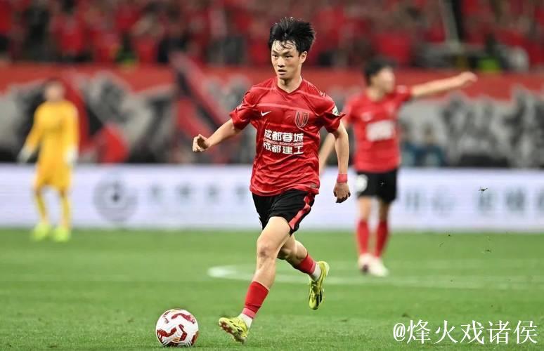 国足大名单将增容 廖锦涛杨明洋进入考察视野 国足大名单将增容 廖锦涛杨明洋进入考察视野